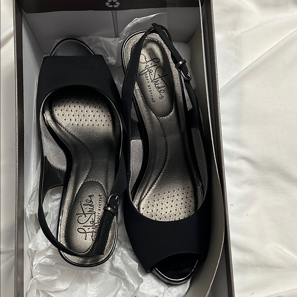 Life Stride Black peep toe sling back heels 9M